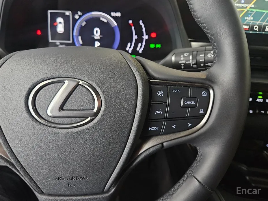 Фото 6 - Lexus UX