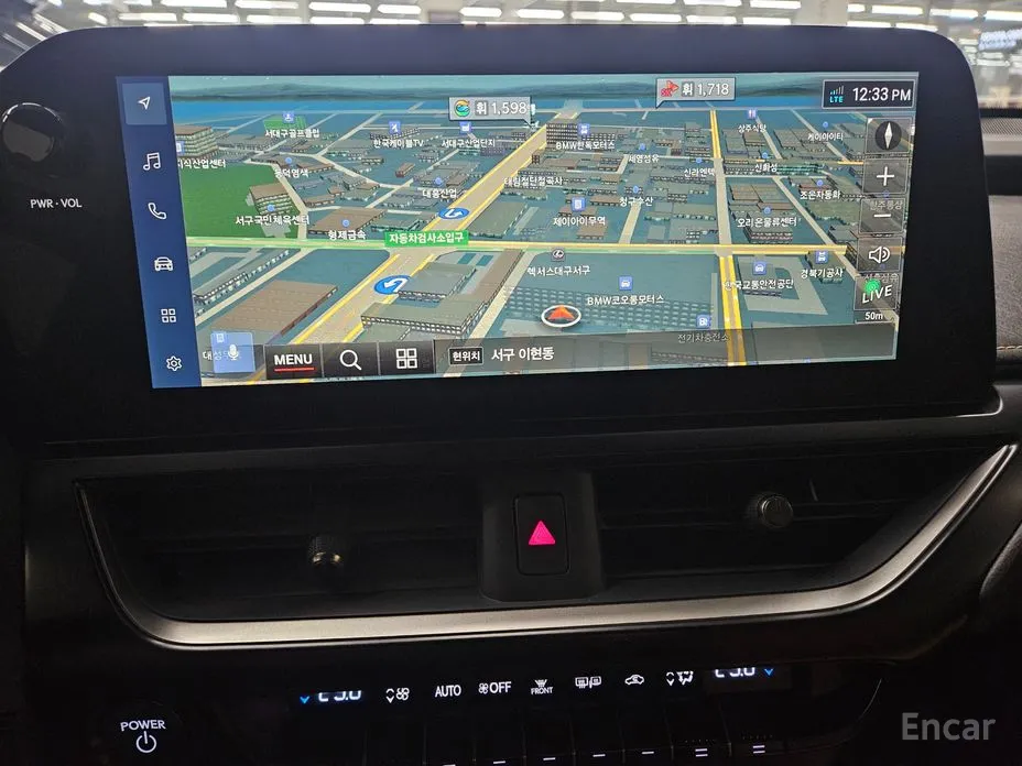 Фото 7 - Lexus UX