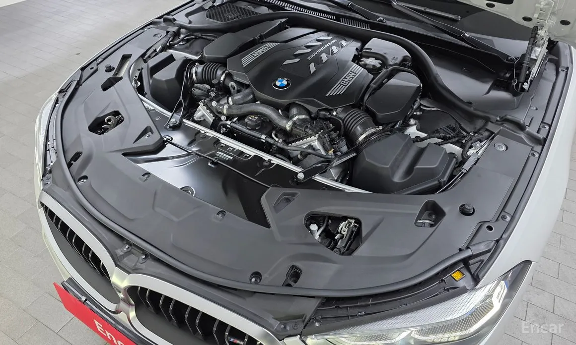 Фото 6 - BMW 8 Series