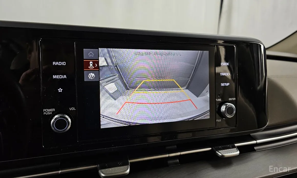 Фото 15 - Kia Carnival