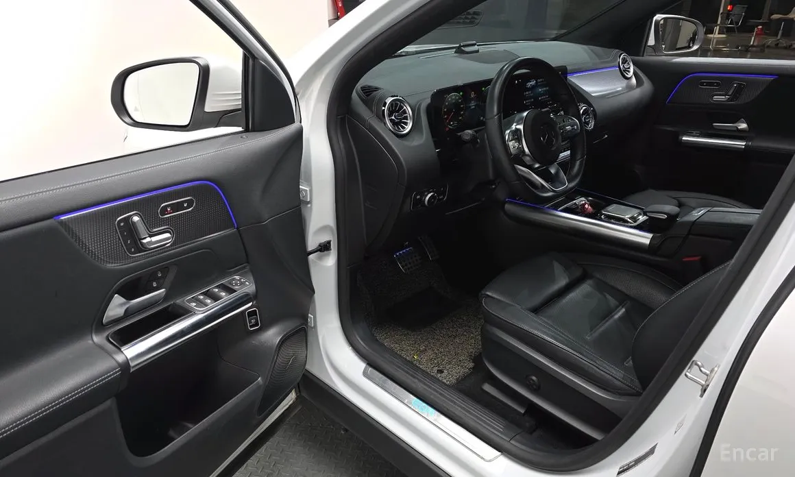 Фото 12 - Mercedes-Benz EQA