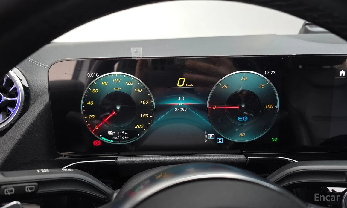 Фото 8 - Mercedes-Benz EQA