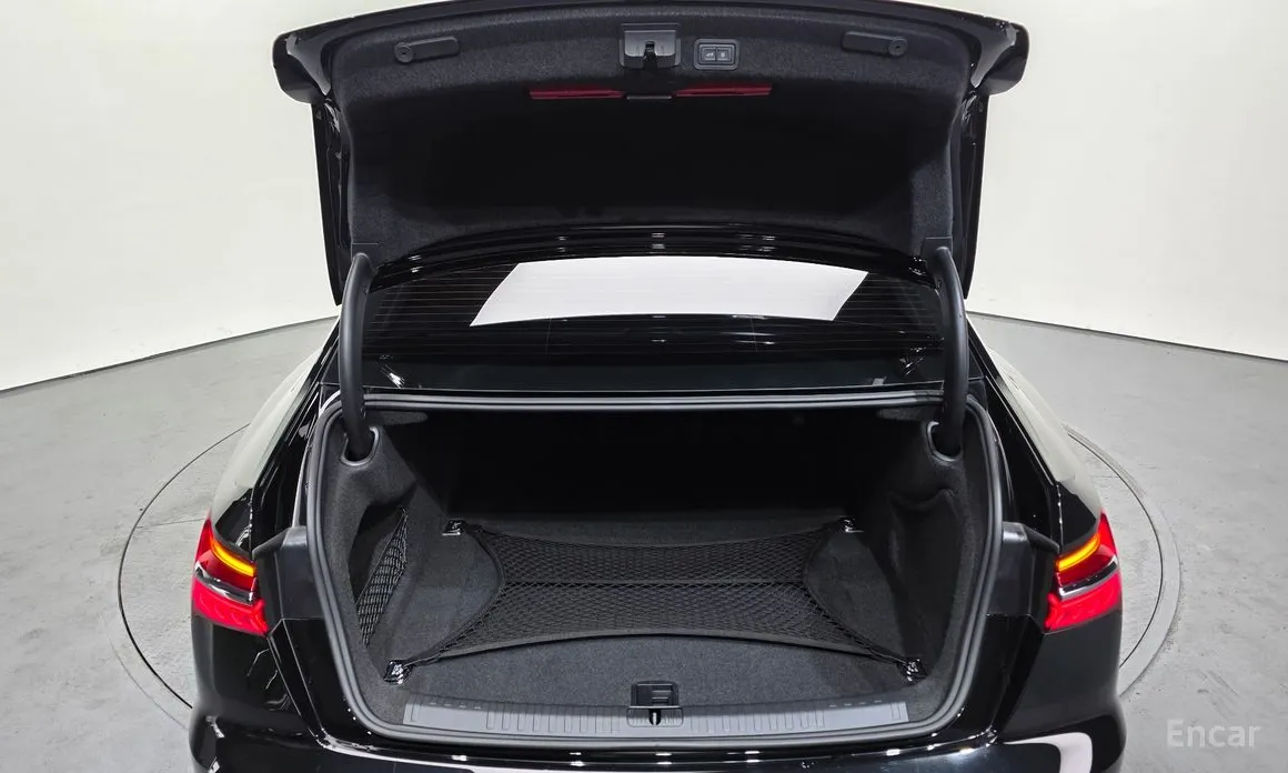 Фото 20 - Audi A6