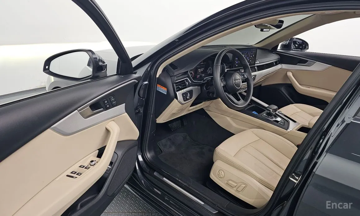 Фото 11 - Audi A4