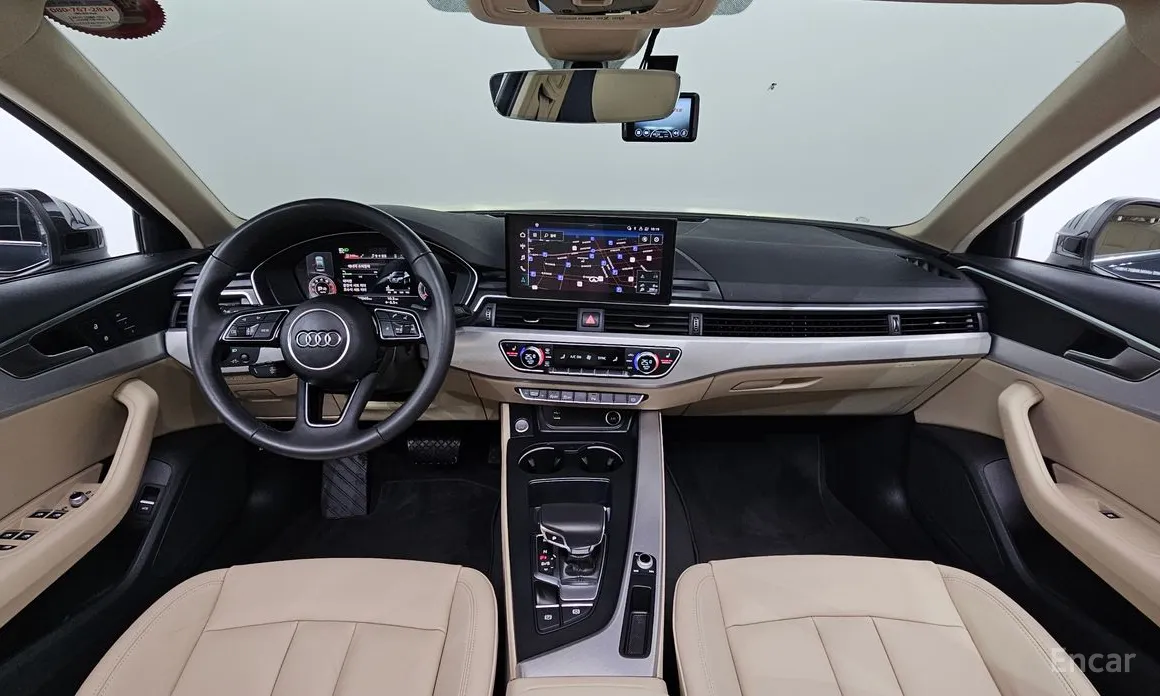 Фото 7 - Audi A4