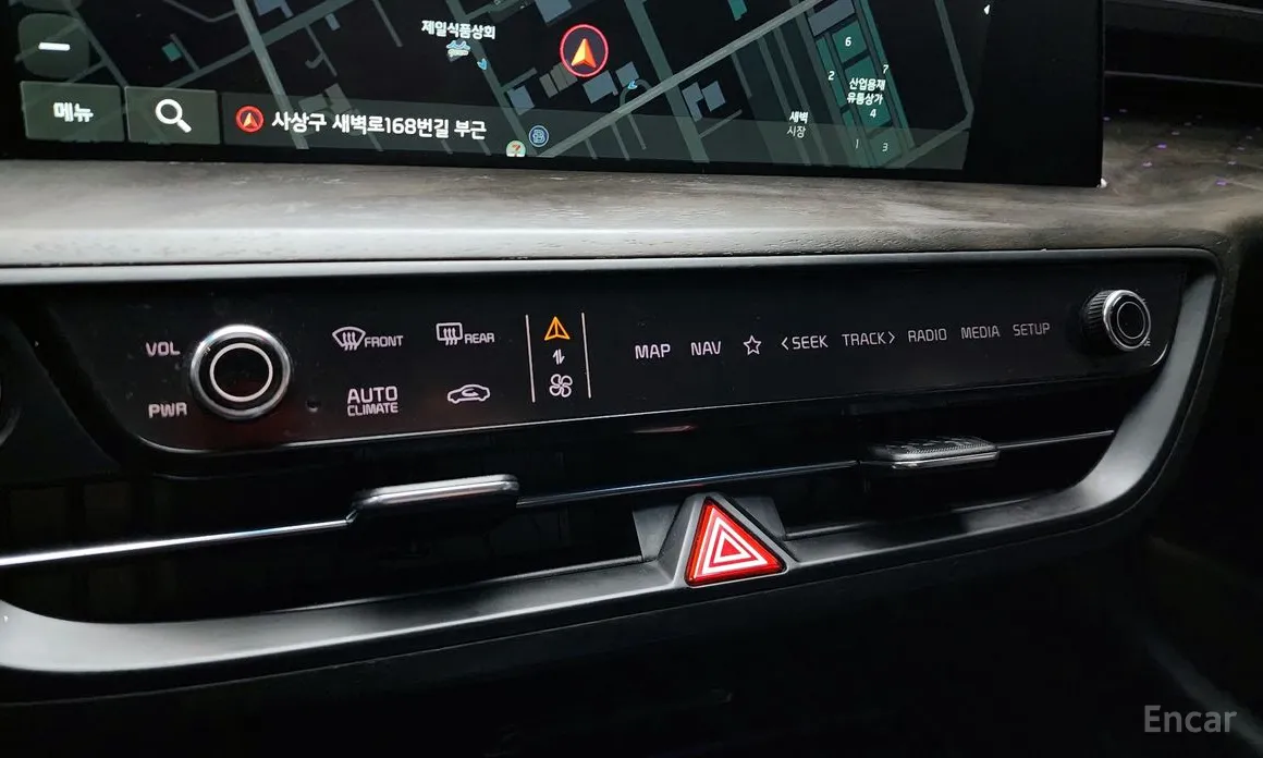 Фото 16 - Kia K8