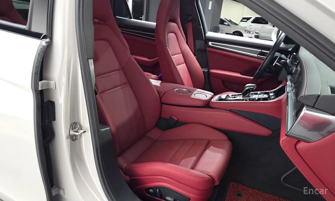 Porsche Panamera 2017 2.9 AWD Platinum Edition