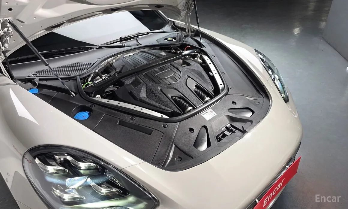 Porsche Panamera 2017 2.9 AWD Platinum Edition