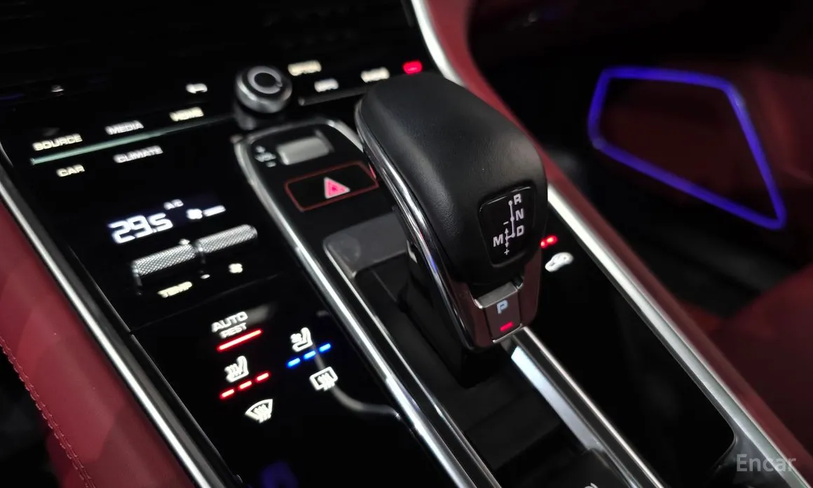 Porsche Panamera 2017 2.9 AWD Platinum Edition