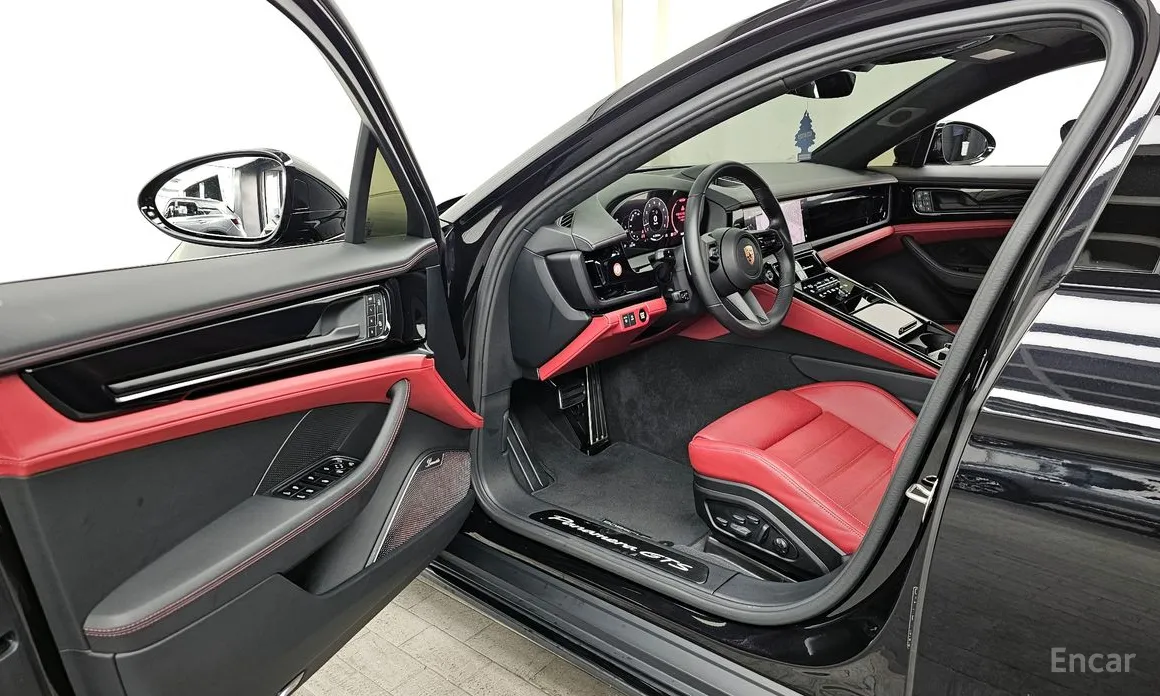 Фото 10 - Porsche Panamera