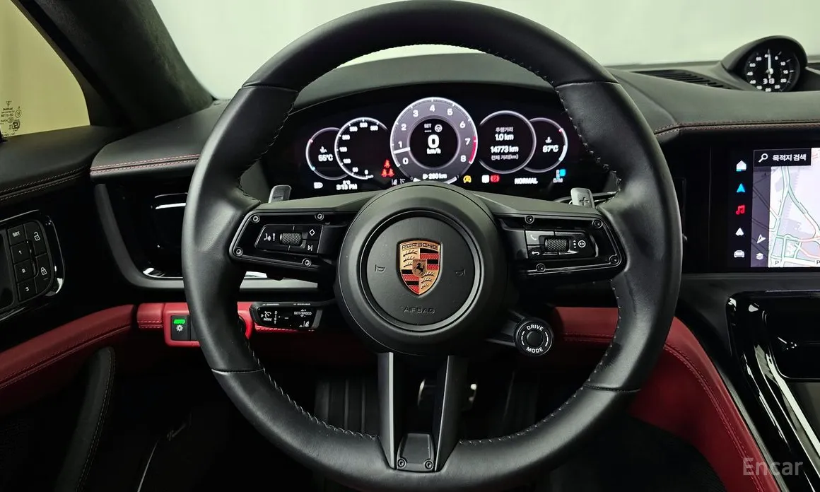 Фото 13 - Porsche Panamera