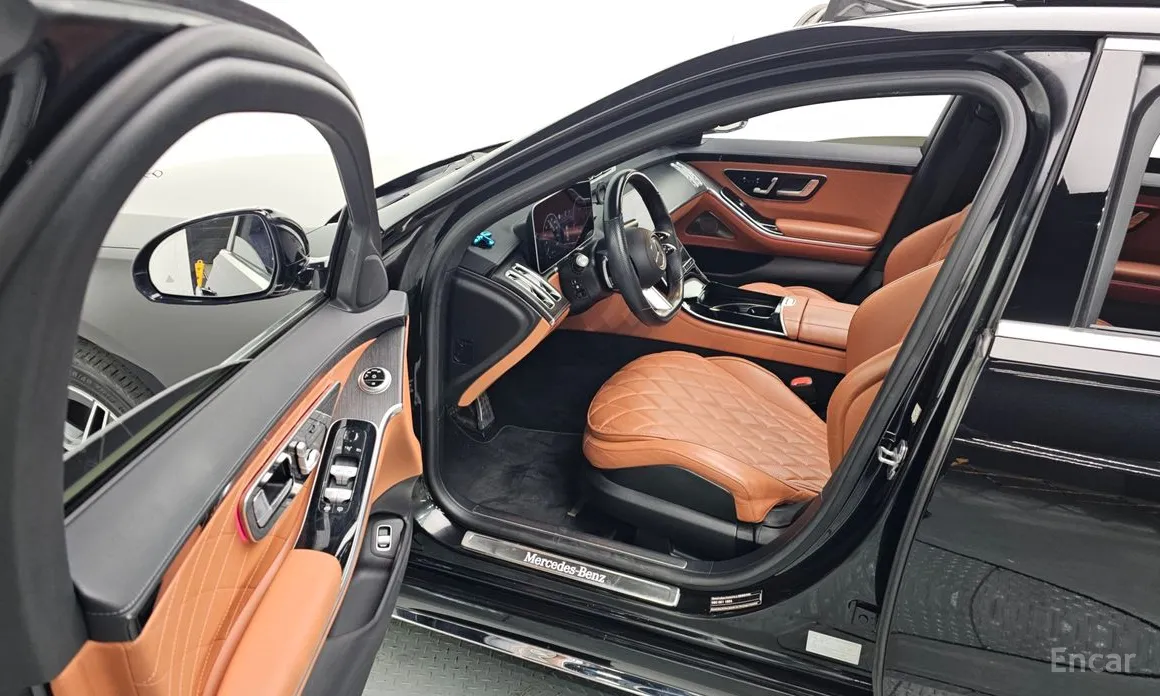 Фото 10 - Mercedes-Benz S-Class