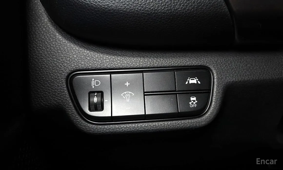 Фото 17 - Kia Seltos