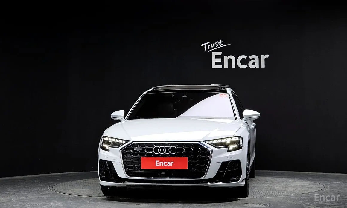 Фото 3 - Audi A8