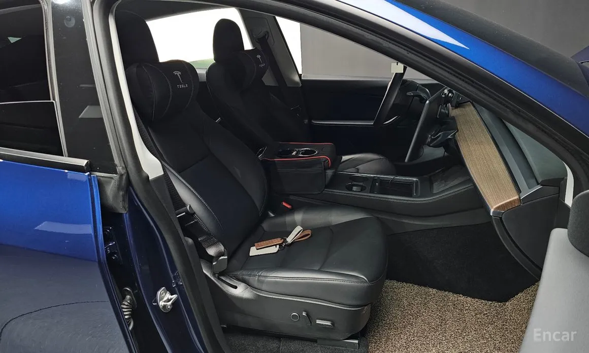 Фото 10 - Tesla Model Y