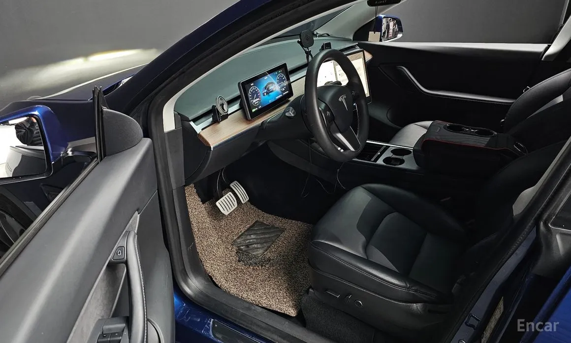 Фото 11 - Tesla Model Y