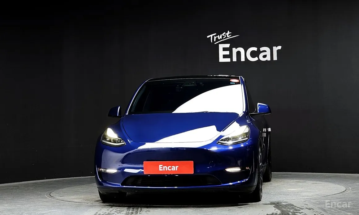 Фото 3 - Tesla Model Y