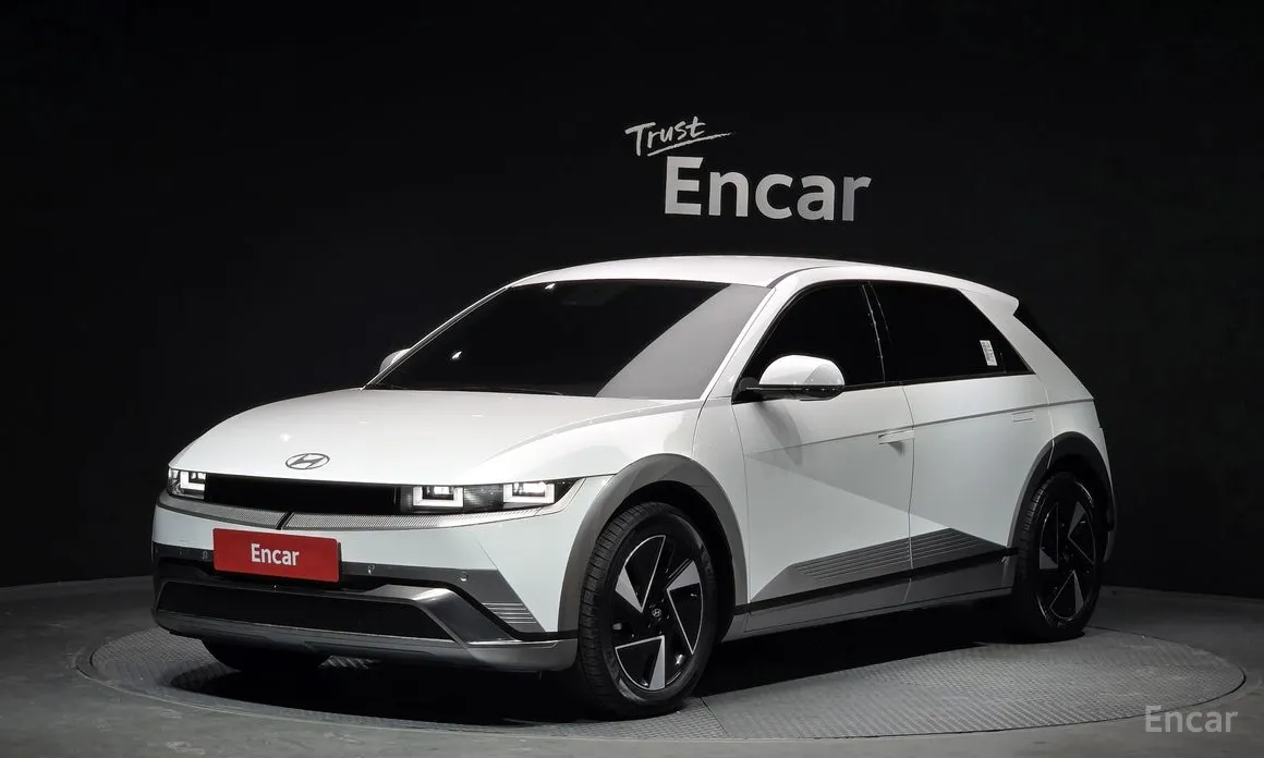 Фото 1 - Hyundai Ioniq 5