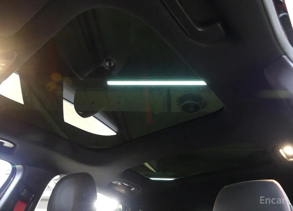 Фото 14 - Mercedes-Benz GLA-Class