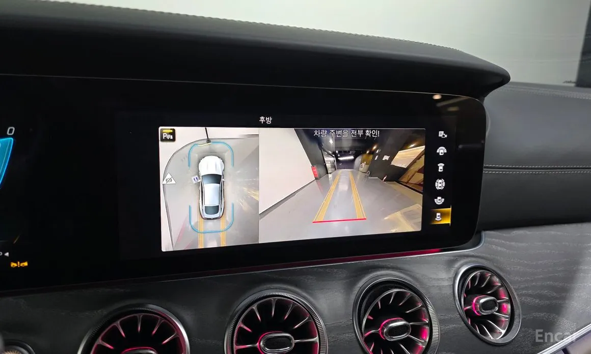 Фото 15 - Mercedes-Benz AMG GT