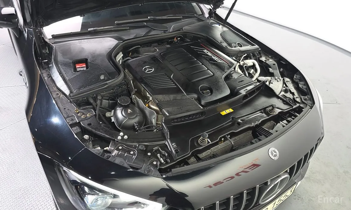 Фото 6 - Mercedes-Benz AMG GT