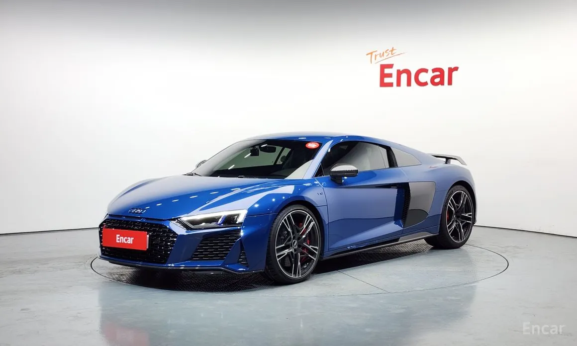 Фото 1 - Audi R8