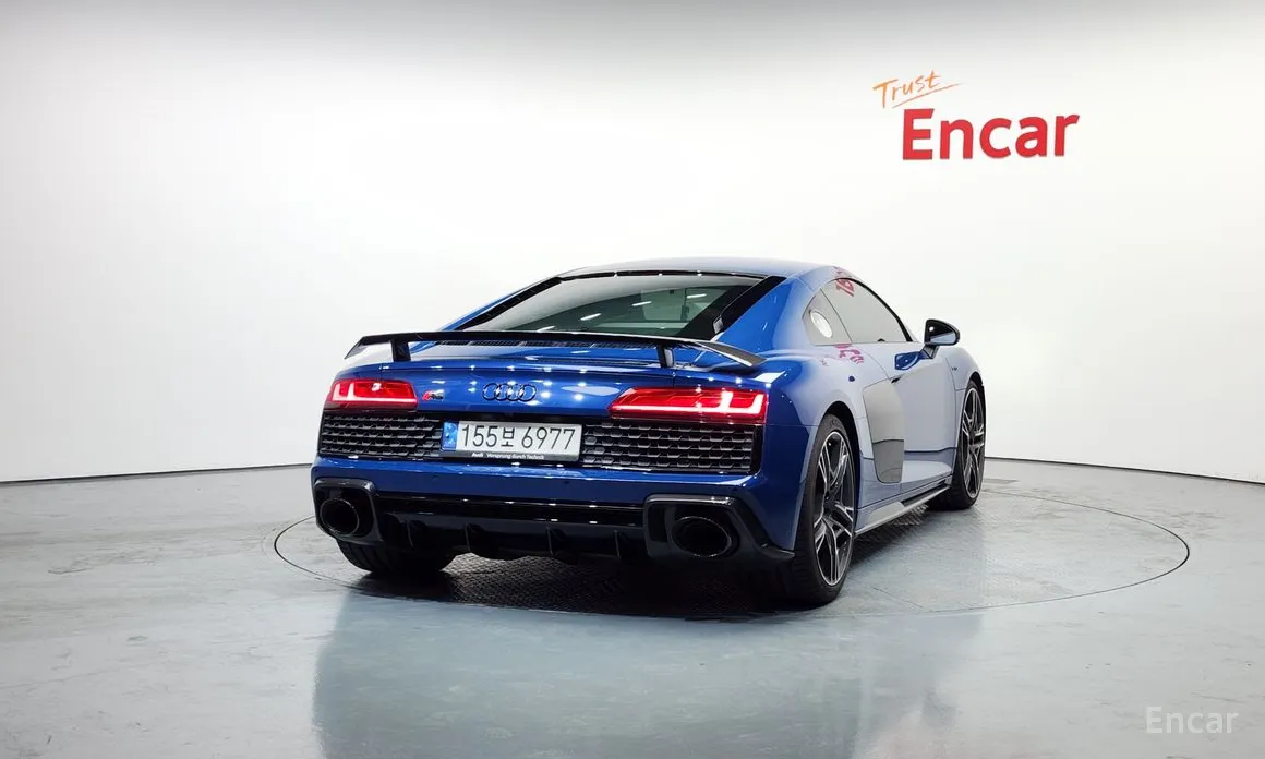 Фото 4 - Audi R8