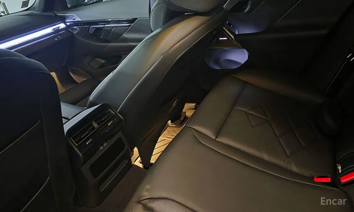 Фото 9 - BMW 5 Series