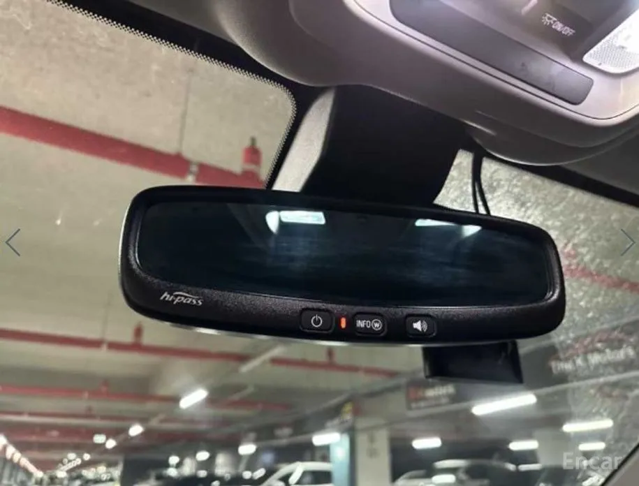 Фото 12 - Chevrolet Equinox