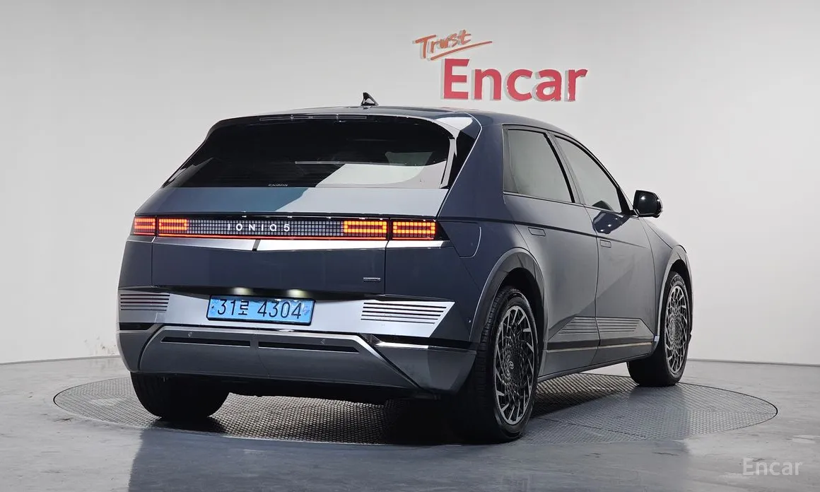 Фото 2 - Hyundai Ioniq 5