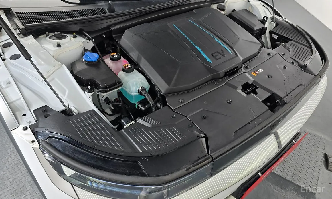 Фото 6 - Hyundai Ioniq 5