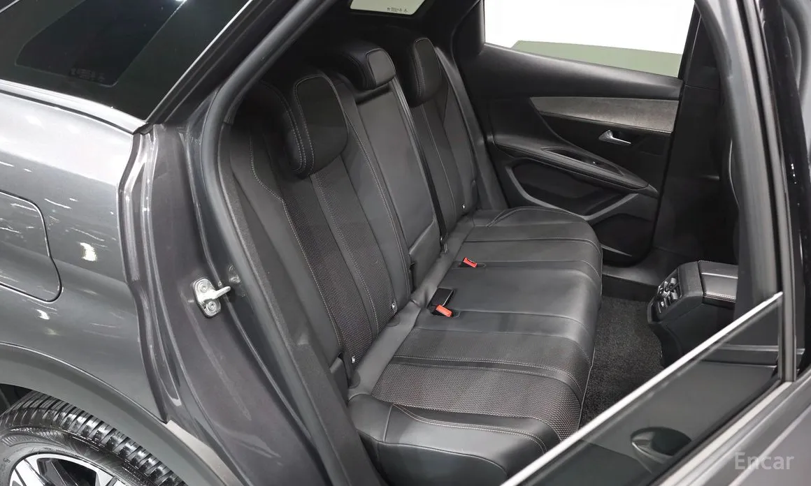 Фото 12 - Peugeot 3008