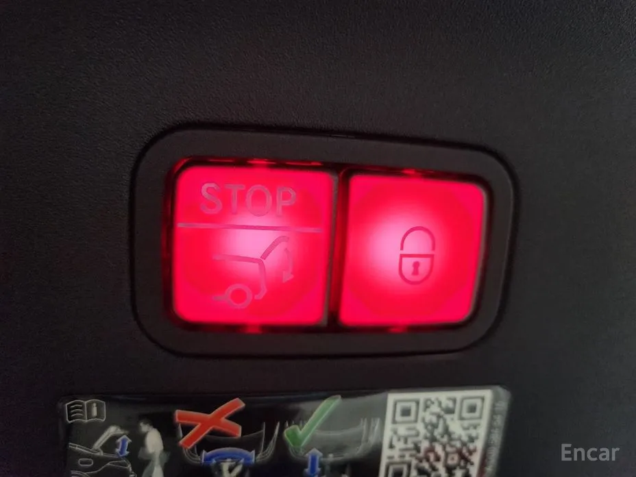 Фото 10 - Mercedes-Benz AMG GT