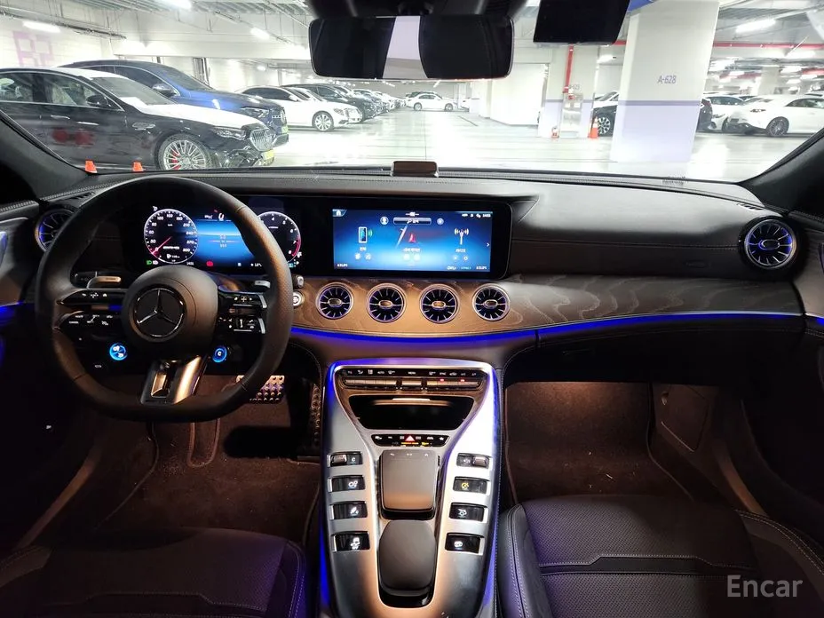 Фото 12 - Mercedes-Benz AMG GT