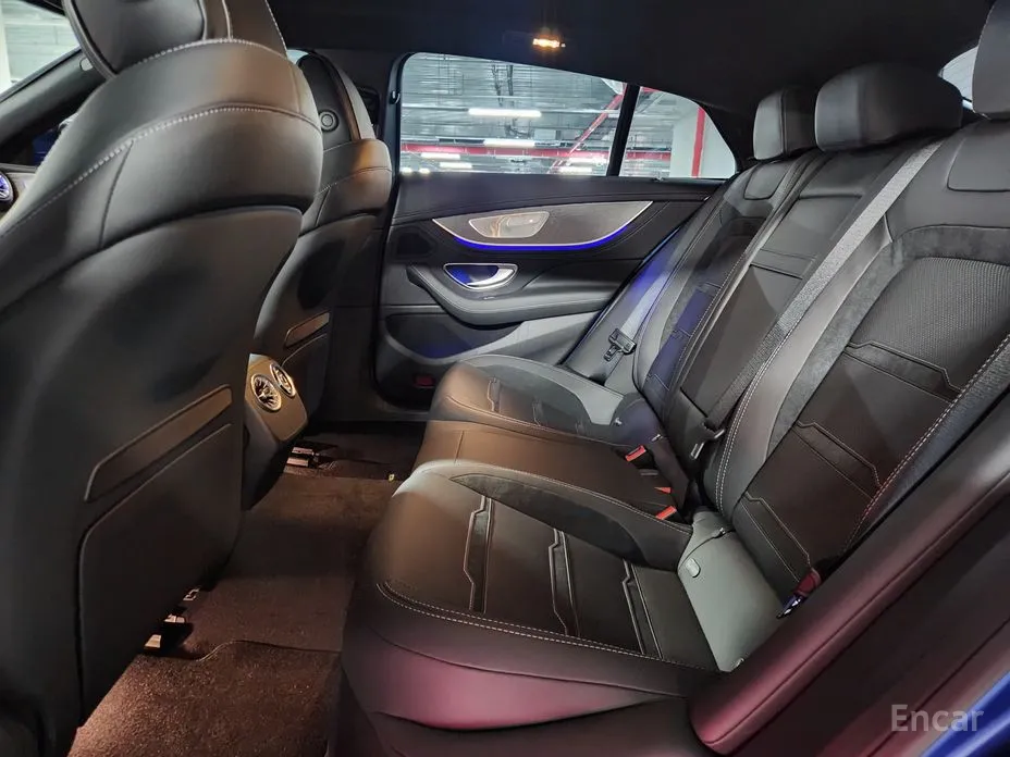 Фото 16 - Mercedes-Benz AMG GT