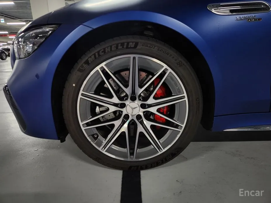 Фото 4 - Mercedes-Benz AMG GT