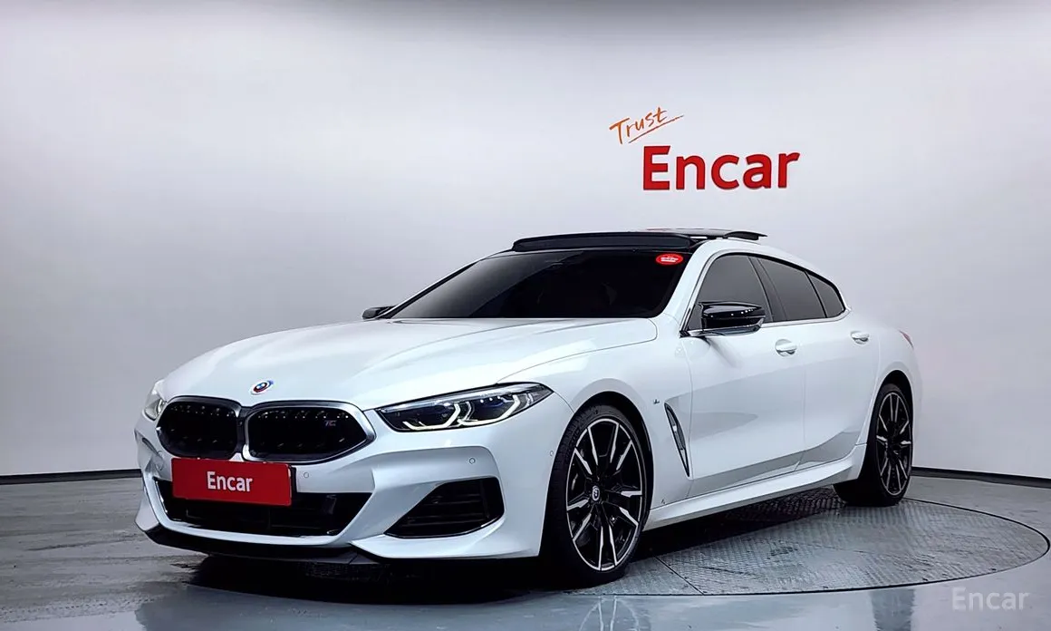 Фото 1 - BMW 8 Series