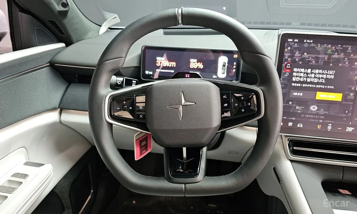 Фото 13 - Polestar 4