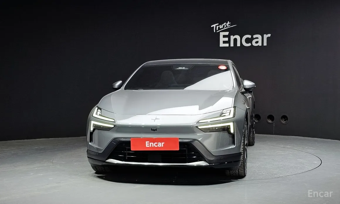 Фото 3 - Polestar 4