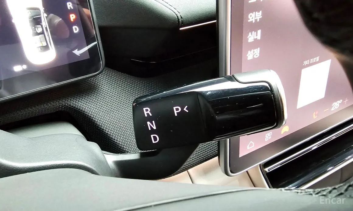 Фото 9 - Polestar 4