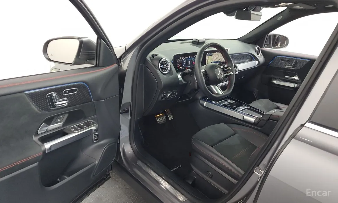 Фото 10 - Mercedes-Benz GLB-Class