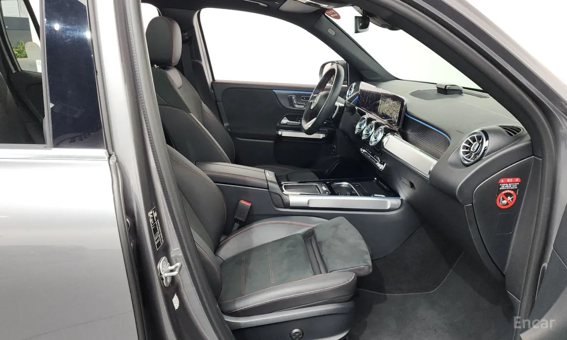 Фото 11 - Mercedes-Benz GLB-Class