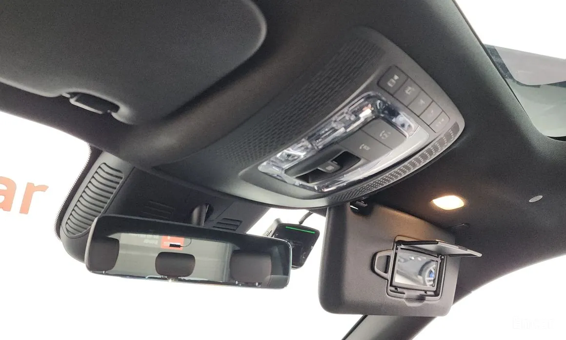 Фото 17 - Mercedes-Benz GLB-Class