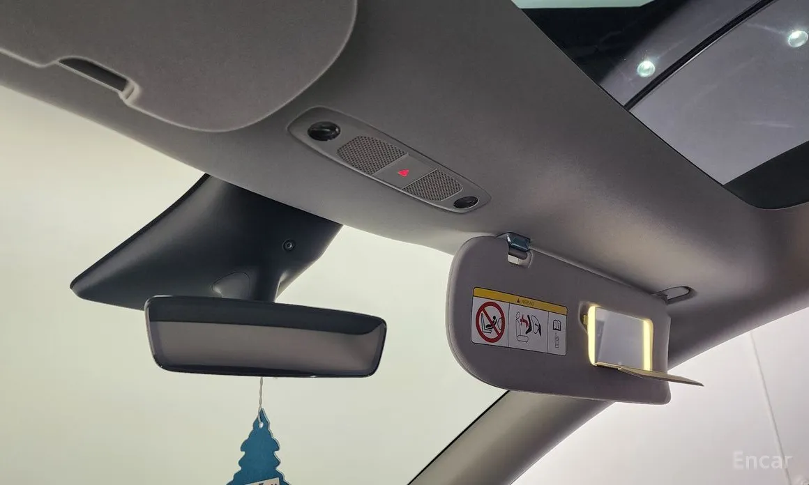 Фото 17 - Tesla Model Y