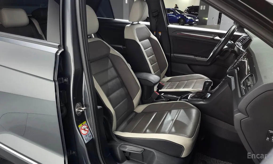 Фото 10 - Volkswagen T-Roc