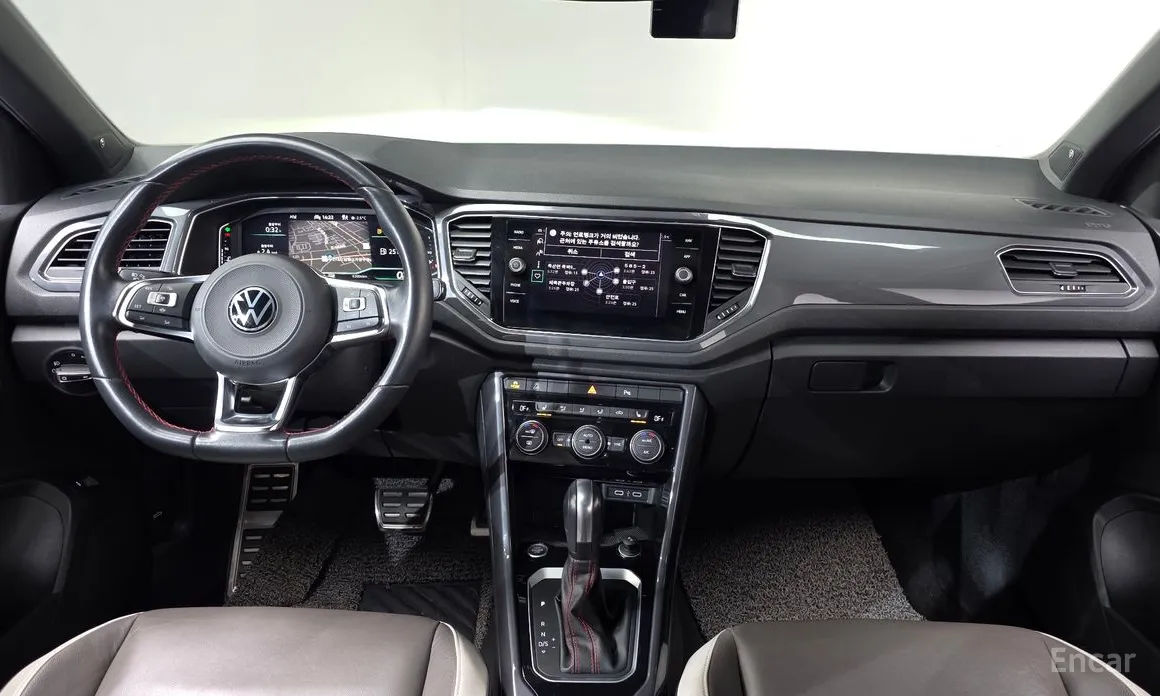 Фото 7 - Volkswagen T-Roc