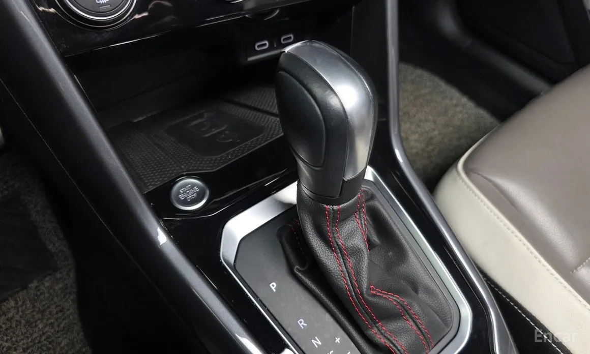 Фото 9 - Volkswagen T-Roc