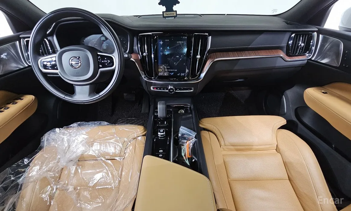 Фото 7 - Volvo V60