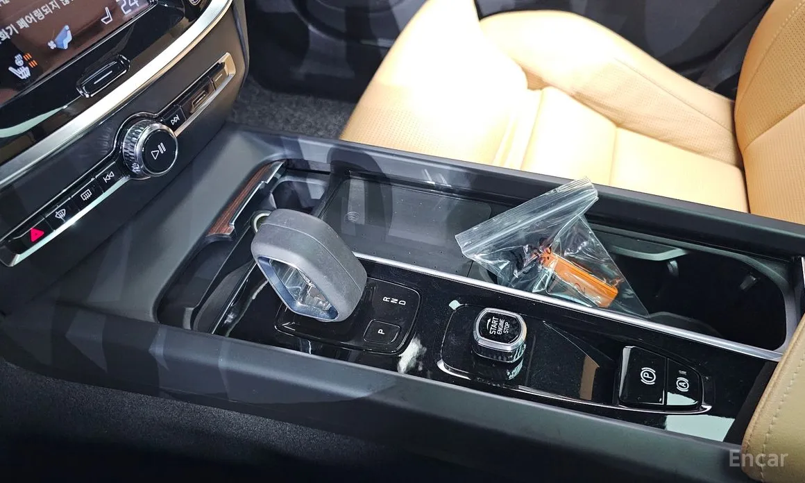 Фото 9 - Volvo V60