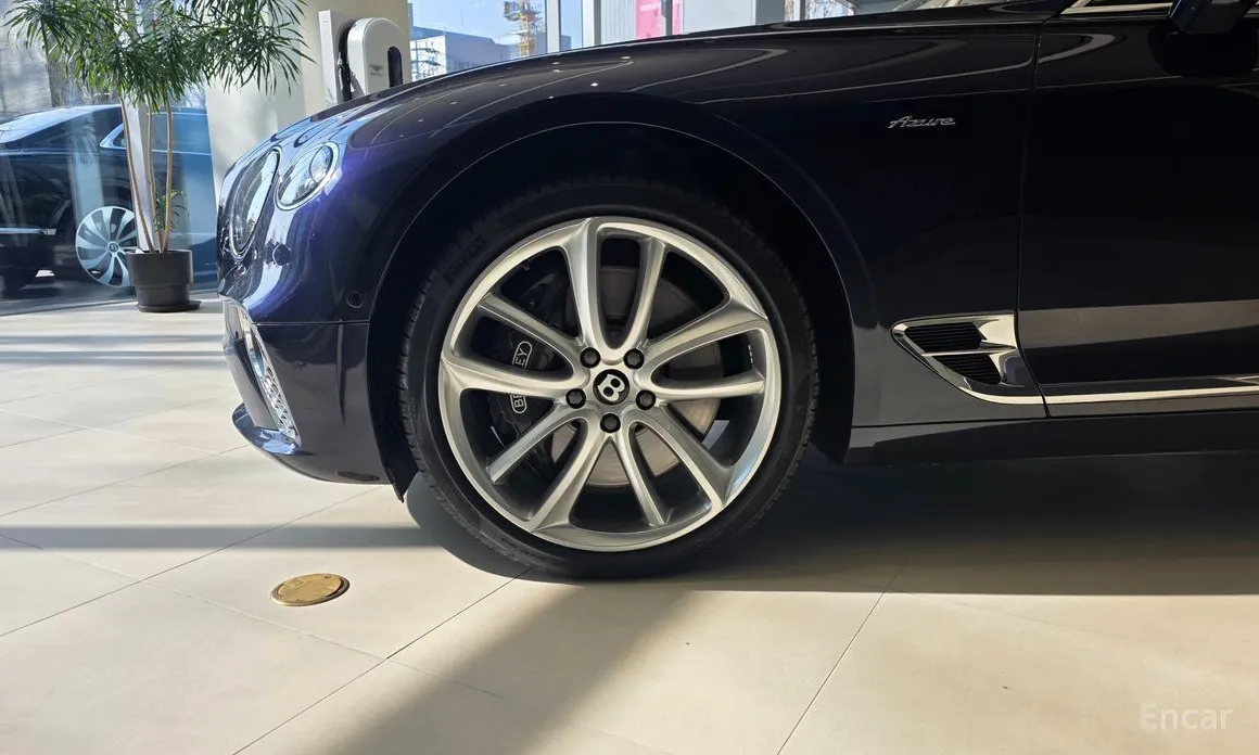 Фото 3 - Bentley Continental GT